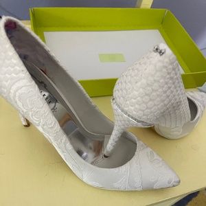 Could this be your wedding shoe?